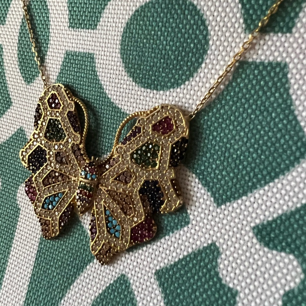 Butterfly Necklace with Boho Beaded earrings - Picture 9 of 10
